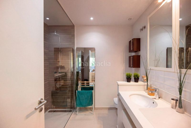 Foto 8148375a-9291-4385-88d0-853cbd1f43da. Casa adossada amb calefacció aparcament piscina a Torrelodones