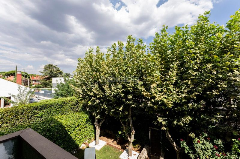 Foto f30e16a0-7c2d-4065-9734-256da6f15700. Casa adossada amb calefacció aparcament piscina a Torrelodones