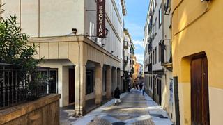 Local commercial à Plaza santa ana 20. Oportunidad de inversión!