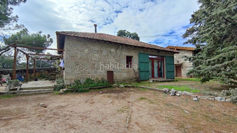 Foto 2471a3d6-65c0-4ce4-ae25-847886ca0ac3. Masia amb piscina a Casa Amarilla Galapagar