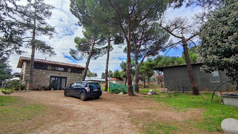 Foto dcf02848-3de6-4b2a-b38e-352ab21e9756. Masia amb piscina a Casa Amarilla Galapagar