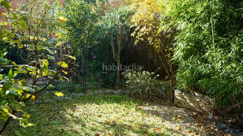 Foto 2590575b-38f0-4590-9fa7-4d4e9e0ff4e0. Maison jumelée dans calle eduardo costa 13 dans Colonia Torrelodones