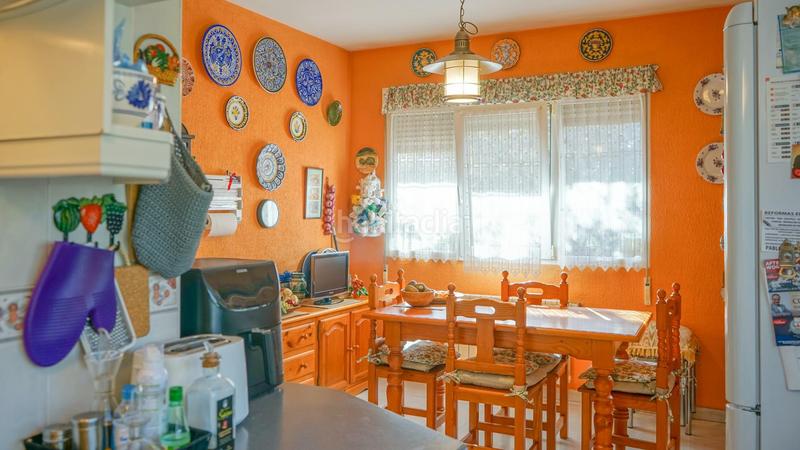 Foto 300ac6c9-b288-4057-b73d-c45396e8c656. Maison jumelée dans calle eduardo costa 13 dans Colonia Torrelodones