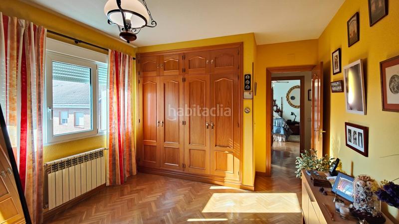 Foto 4584b841-16c9-4374-b856-3c601fb3821b. Maison jumelée dans calle eduardo costa 13 dans Colonia Torrelodones