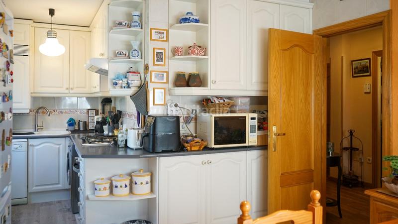 Foto 459f32e9-512a-4abd-b9a7-51c2612de7f1. Maison jumelée dans calle eduardo costa 13 dans Colonia Torrelodones