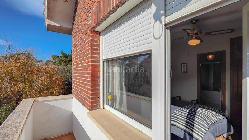 Foto f95ab7d2-2f38-43c5-ada2-e2c232637b95. Maison jumelée dans calle eduardo costa 13 dans Colonia Torrelodones