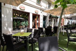 Business premise en Calle cea bermudez 54. Traspaso de negocio