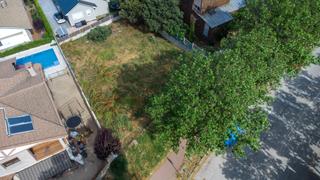Terreno residencial en Paseo tilos de los 13. Oportunidad única en guadarrama! parcela urbana en el redondillo