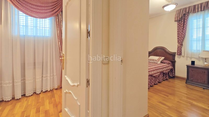 Foto 191d1d72-68f3-40a3-9908-655a517634e5. Xalet amb aparcament piscina a Guadarrama