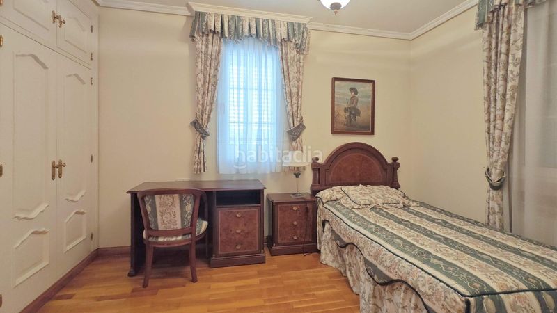 Foto d0b5adb6-2c48-4ac2-9844-d63de92a774e. Xalet amb aparcament piscina a Guadarrama