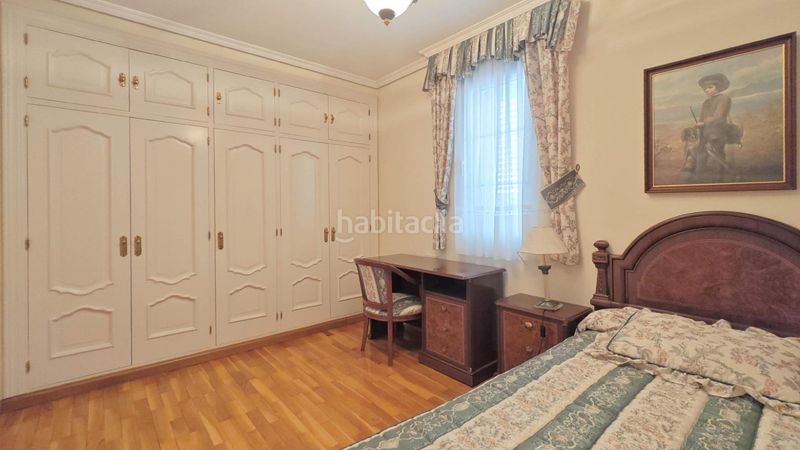 Foto e38e4b69-24a8-4195-8e5b-f7f0c5ad66c2. Xalet amb aparcament piscina a Guadarrama