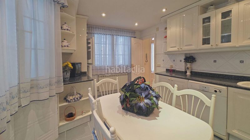 Foto f2b8c3af-e3b9-424e-8ddf-e71dadd52310. Xalet amb aparcament piscina a Guadarrama