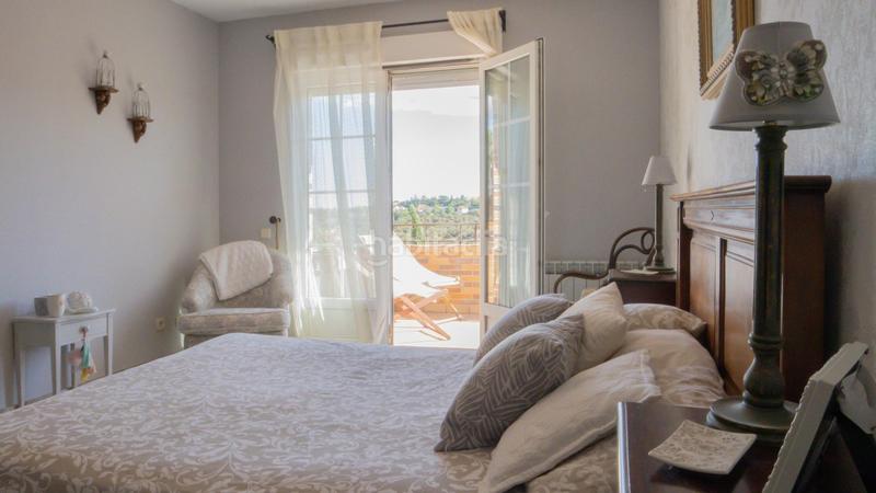 Foto e21f7c32-c280-4335-b6e0-9de358c88de5. Xalet amb calefacció aparcament piscina a Salud y Alegría - El Lago Torrelodones