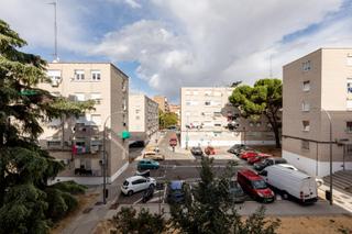 Appartement à Calle encomienda de palacios. Hogar, confort, luz, tradición y vida urbana en un entorno tranq