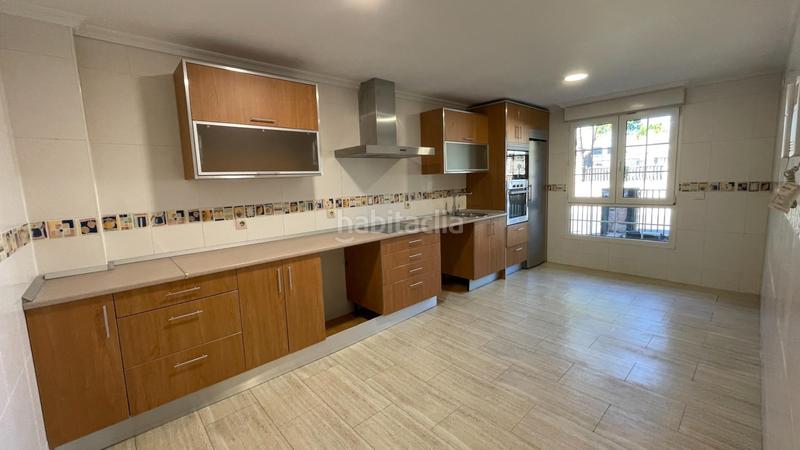 Foto 238bac89-fe38-4d7f-9680-c2b3448ac402. Affitto casa bifamiliare con riscaldamento parcheggio piscina in Torrelodones