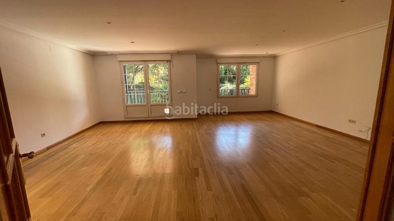 Foto 58ac4d72-437b-4502-af61-e7e02141d8ce. Affitto casa bifamiliare con riscaldamento parcheggio piscina in Torrelodones
