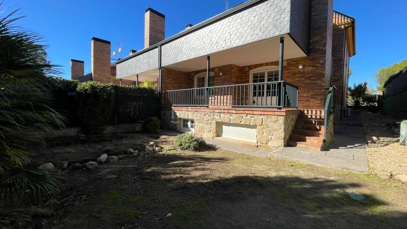 Foto d28663c6-409e-454e-9373-9e0d04f18d64. Affitto casa bifamiliare con riscaldamento parcheggio piscina in Torrelodones