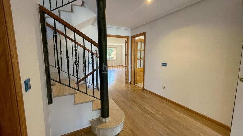 Foto fe8df7d4-3f85-4c8c-8a34-898fe45d1fe3. Affitto casa bifamiliare con riscaldamento parcheggio piscina in Torrelodones