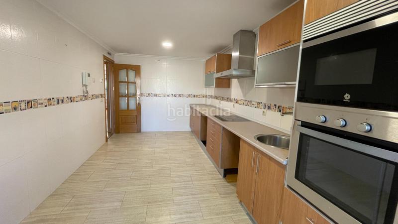 Foto 2931a22d-03c4-450d-ba9f-5bdbfd7909a6. Lloguer casa aparellada amb calefacció aparcament piscina a Torrelodones