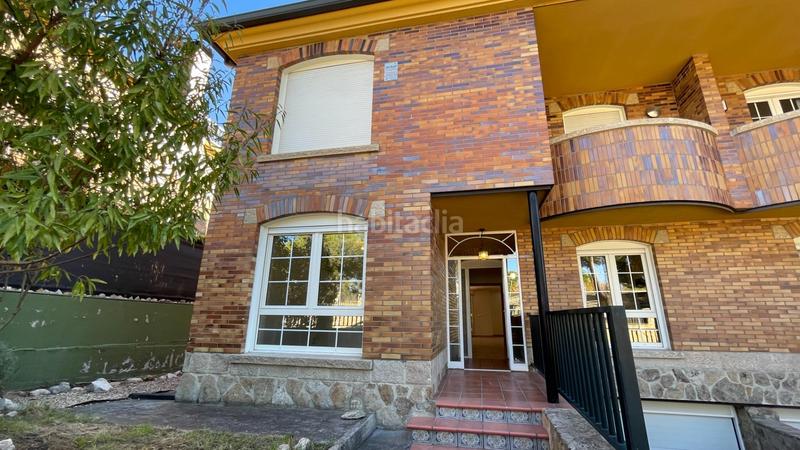 Foto f0c96535-7b35-442f-8a28-8e6eb4e7d0ca. Miete doppelhaus mit heizung parking pool in Colonia Torrelodones