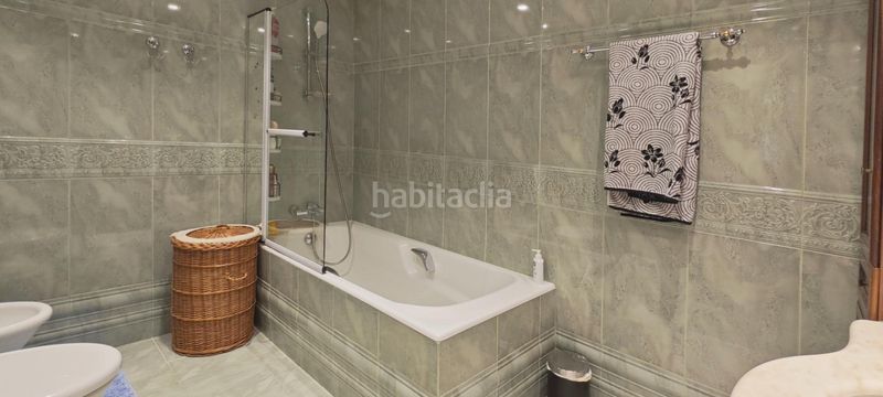Foto bcf1a5f5-af8a-4400-83c8-f02e5811694d. Pis amb calefacció aparcament a Lista Madrid
