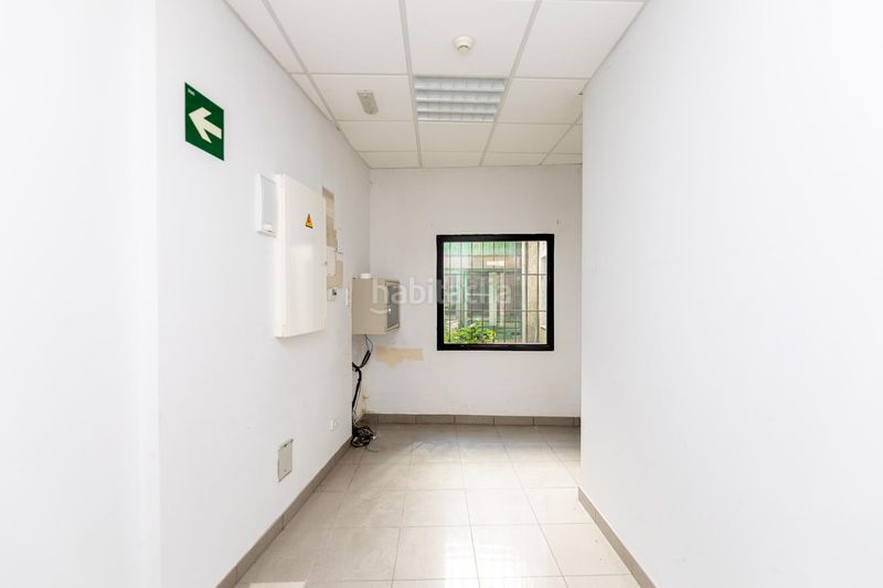 Foto d5969d5e-4d7d-4607-b18f-45f995b2583f. Edificio en avenida constitucion 20 en Tornavacas
