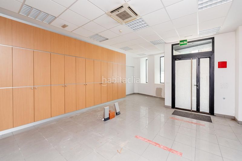 Foto ffbeec9c-49e5-4b7a-8e0e-3233a30a16c4. Edificio en avenida constitucion 20 en Tornavacas