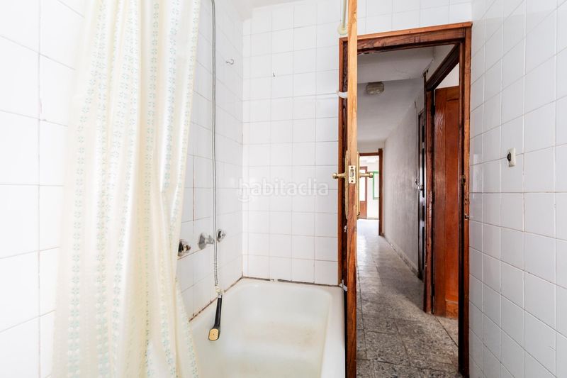 Foto 56728b90-74a2-4d2d-ae36-41e657b20c33. Pis a avenida constitucion 20 a Tornavacas