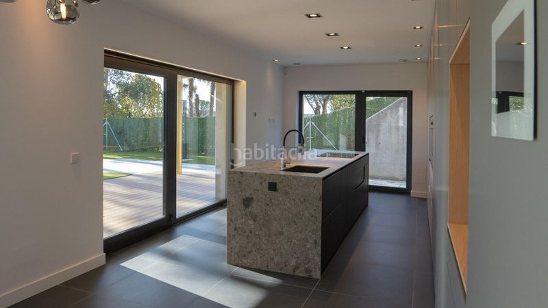 Foto bf491b4f-fe1d-4d86-9406-2a1760aa0d73. Lloguer xalet amb aparcament piscina a Casco Antiguo Torrelodones