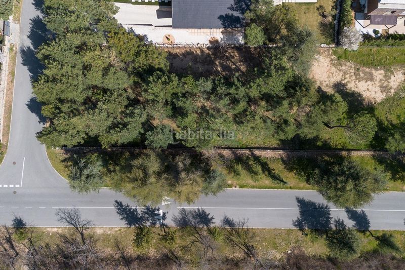 Foto da91a5bd-9e3a-4d23-a02b-4349419fb558. Terreny residencial a paseo de abetos 1 a Navacerrada