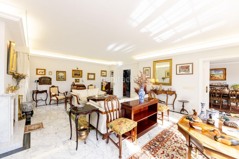 Foto 9ed6b6ed-f45e-4db9-8bdc-4b274e0e0b8f. Chalet en Los Robles Torrelodones