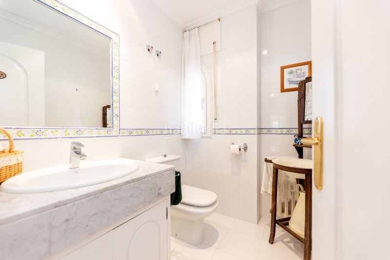 Foto 9eeb2b76-8b4c-449f-9b65-67e05cd5259a. Xalet amb calefacció aparcament piscina a Los Robles Torrelodones