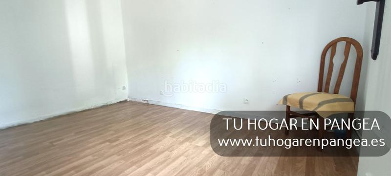 Foto ced3de3f-fff9-4f6c-b97a-d7940fe292e3. Casa amb calefacció a Álamo (El)