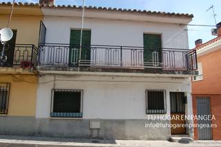 Maison à Álamo (El). Casa de pueblo en el centro de la localidad, con una superficie