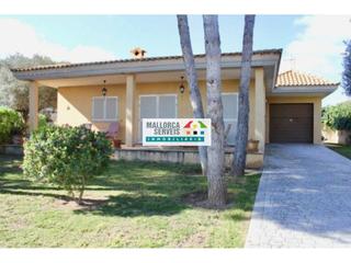 Maison à Sant Llorenç des Cardassar. Chalet unifamiliar en venta en sa coma
