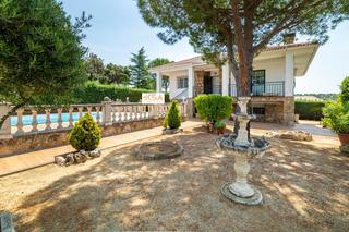 Chalet in Calle del Puerto de Navacerrada