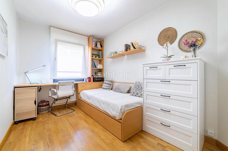 Foto b51601cb-f2b2-4611-ac0f-ff8fbb7ec120. Ático ksa inmobiliaria en Puerta Bonita Madrid