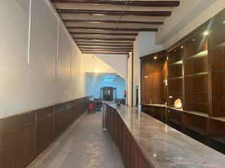 Casa adossada  Via de massagué. Casa en venta en el centro de sabadell