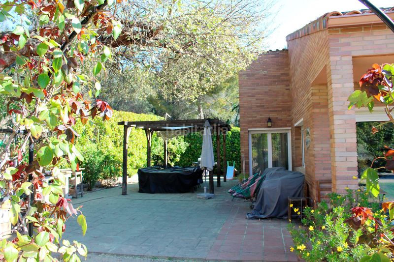 Foto 3bc5b8be-f324-4867-9e98-ce59283649a9. Casa amb calefacció aparcament a Can Font-Ca n'Avellaneda Castellar del Vallès
