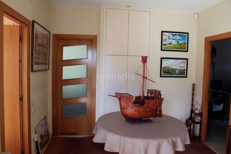 Foto 770b6a24-9c6e-4a10-b6c3-f6bec8b55c47. Casa amb calefacció aparcament a Can Font-Ca n'Avellaneda Castellar del Vallès