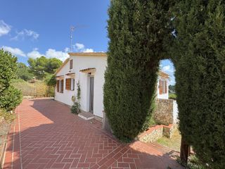 Casa en Vespella de Gaià. Casa con piscina y 885 m² de parcela en sant miquel, vespella de