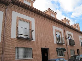 Lloguer Dúplex a Calle de la soledad 25. Camarma-pueblo - piso  dúplex  85 m. 2 dormitorios - amueblado..