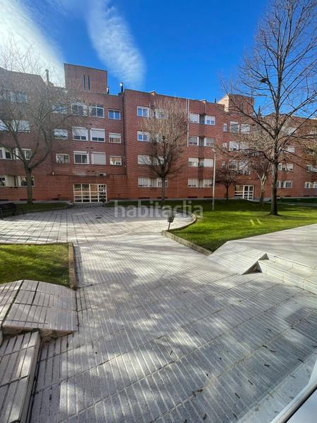 Foto 5ba97793-4f8c-4db1-9cfe-19a075d363c4. Parking voiture dans calle de albacete 1 dans Val Alcalá de Henares