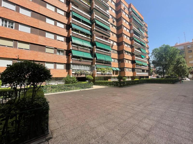 Foto 1f961d82-370b-49d7-878b-8fc3825430be. Piso  en venta en c/ calderon de la barca en Caballería Española Alcalá de Henares
