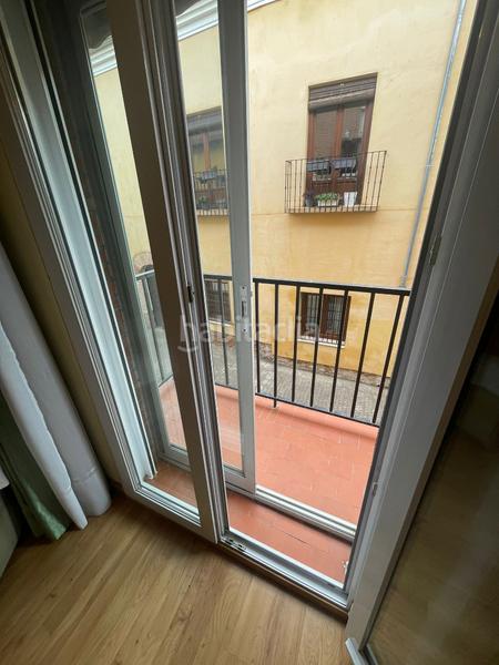 Foto e8c8a9d2-b8e4-4b53-ba39-737a584f65be. Piso  en venta en Casco Histórico en Casco Histórico Alcalá de Henares