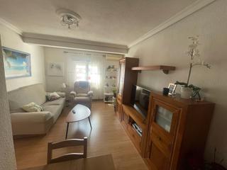 Pis  Avenida juan de austria. Piso en venta en avd. juan de austria