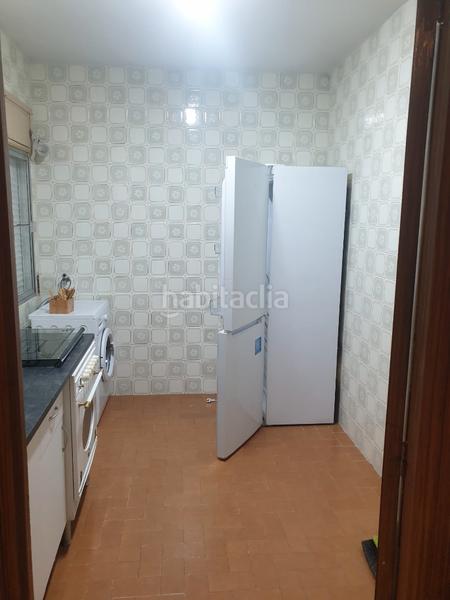 Foto 1d14245d-f9d8-488d-847d-80020bcdaee2. Casa rm inmobiliaria vende una espupenda casa en el Centro en una sola planta . informate 699694046 en Navalcarnero