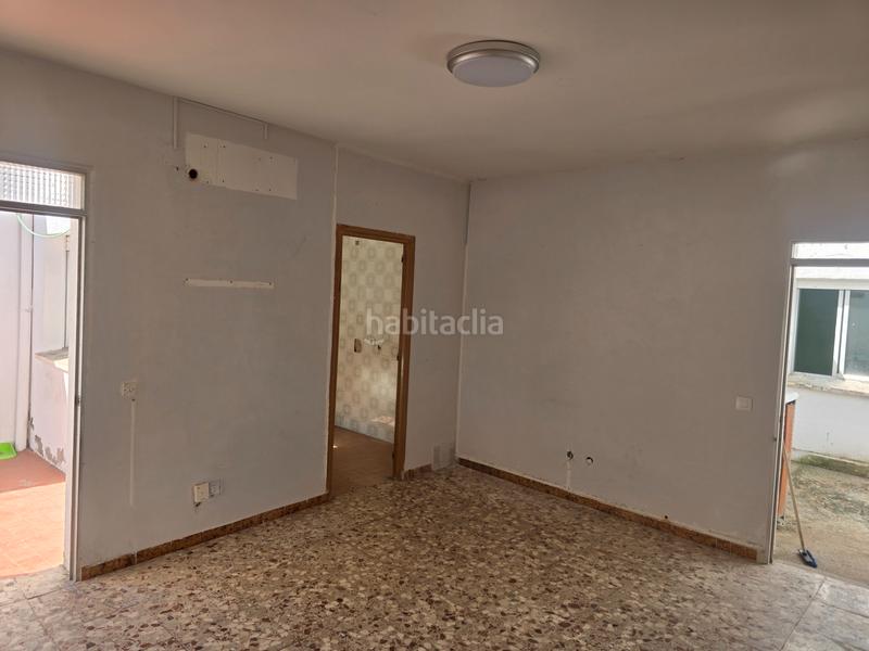 Foto d03466be-7544-4156-9131-f60644165820. Casa rm inmobiliaria vende una espupenda casa en el Centro en una sola planta . informate 699694046 en Navalcarnero
