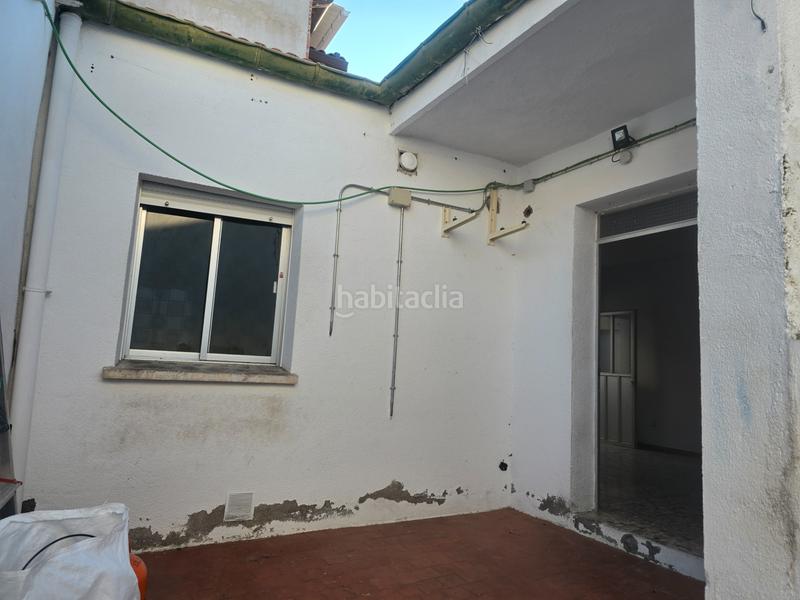 Foto dee108b5-8673-452b-b0c9-7b62ced93781. Casa rm inmobiliaria vende una espupenda casa en el Centro en una sola planta . informate 699694046 en Navalcarnero