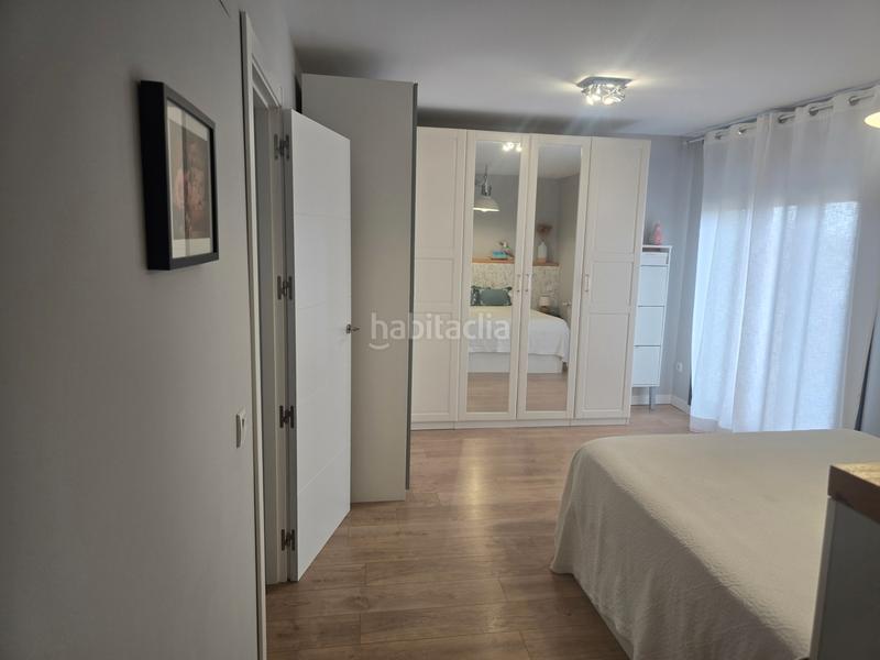 Foto 15422d31-04ea-4fa0-b574-d98a03539cac. Casa pareada rm inmobiliaria vende exclusiva vivienda chalet de esquina pareado en la zona del pinar informate 699694046 en Navalcarnero
